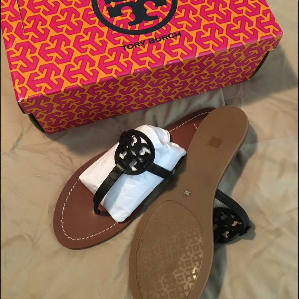 Tory Burch brand new size 9